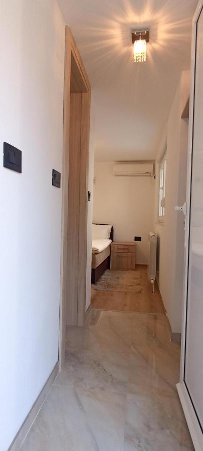 Apartman Vukalovic เทรบินเย ภายนอก รูปภาพ