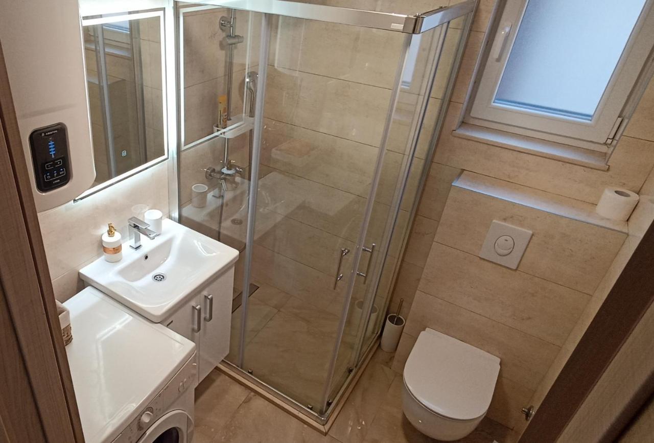 Apartman Vukalovic เทรบินเย ภายนอก รูปภาพ