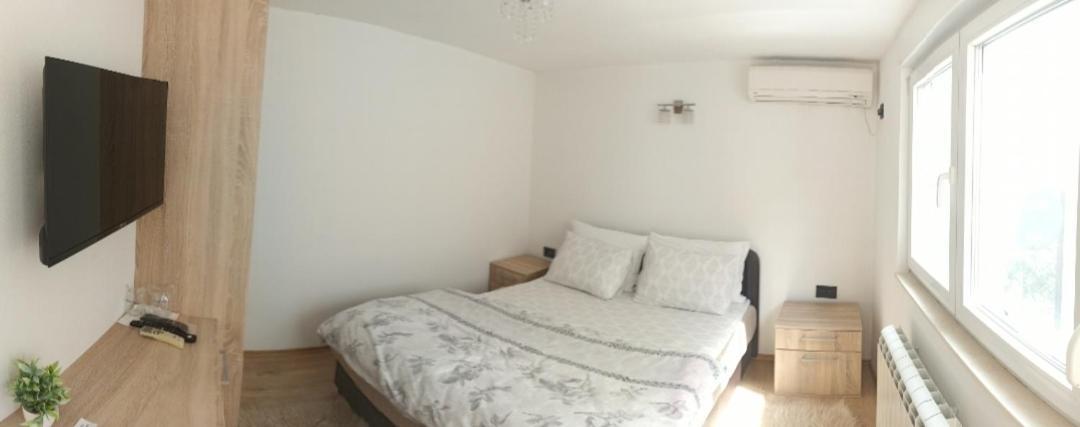 Apartman Vukalovic เทรบินเย ภายนอก รูปภาพ